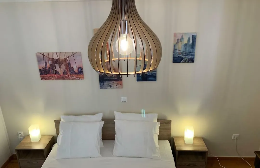 Thiseio Big Apartment-1