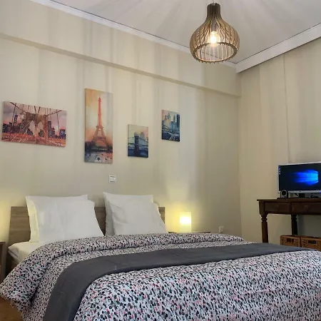 Thiseio Big Apartment-3
