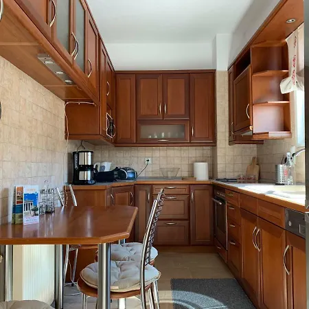 Thiseio Big Apartment-3