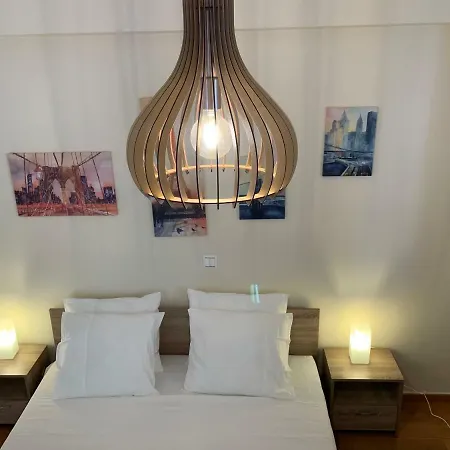 Thiseio Big Apartment-3