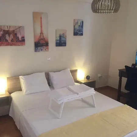 Thiseio Big Apartment-2