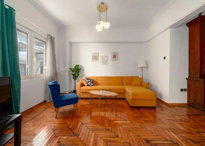 Spacious 2Bd Next To Athens Archeological Museum